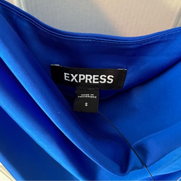 Express cowl neck blue maxi dress w/ slit and adjustable straps. SIZE small - Picture 6 of 9